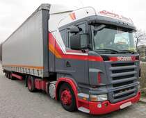 Scania R 420 Sattelzug am 05.04.2012 in Berlin abgestellt.