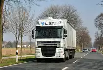 DAF XF Pritschenauflieger  L.S.T.  bei Euskirchen - 21.03.2012