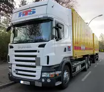 Scania R 420 Wechselbr�cken-H�ngerzug am 08.04.2012 abgestellt in Berlin.