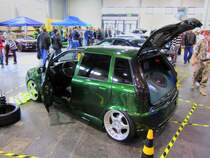 Stark getunter Fiat Punto, gesehen auf dem Carstyling Tuning Show 2012.