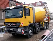 MB Actros 3241 mit Mischeraufbau von Liebherr, Rostock 13.4.2012