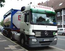 Mercedes Benz Actros 1841 mit 20´Chromtank Container der Spedition Klaeser in Herten 09.07.2012 ( siehe auch unter Modelle Herpa LKW )