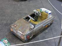  Pedaler Moskwitsch  ein Traumspielzeug fr viele Kinder im Ostblock. Ein gepimpter version auf dem Foto. (Carstyling Tuning Show 2012.)