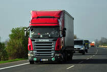 Scania R 420 mit Pritschenauflieger bei Euskirchen - 03.04.2012