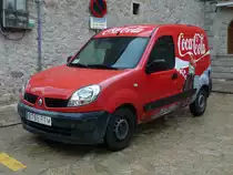 Renault, als Werbetr�ger einer weltweit bekannten Limonade, in Valdemossa, April 2012