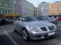 MB SLK200-Cabrio am Rieder Hauptplatz; 120421