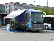 MAN CLOU  Wohnmobil / Werbemobil auf dem Bahnhofsvorplatz in Wil am 27.04.2012