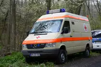 MB Sprinter der Bundespolizei steht an der Klausmarbacher Brücke, April 2012