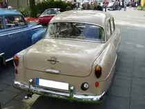Heckansicht eines Opel Olympia Rekord des Jahrganges 1953/1954. Oldtimertreffen Essen-Kettwig am 01.05.2012.