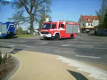 Ich sah in Barth am 01.05.2012 auch diese Mercedes-Benz Feuerwehr 

