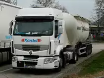 Renault Premium mit Eutersiloauflieger von  Krdel  auf dem Rasthof Ellwanger Berge, 06.04.2012
