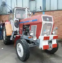 ZT 300 steht bei der Oldtimerausstellung der Traktor-Oldtimer-Freunde Wiershausen, April 2012 