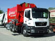 Ein Entsorgungsfahrzeug der Firma  Veolia , ausgestellt auf der IFAT in Mnchen 2008.