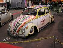 Stark Gepimpter Kfer  fotografiert auf dem Carstyling Tuning Show 2012.