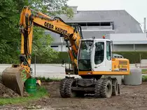 Liebherr 900-litronic in Wochenendruhestellung; 120513