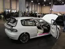 Honda Civic mit Ideevoller Kofferraumt�r-umbau. Carstyling Tuning Show am 31.03.2012