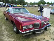 Frontansicht vom Pontiac Grand Prix Baujahr 1977 US-Fahrzeugtreffen Lichterfeld an der F60 12.05.2012