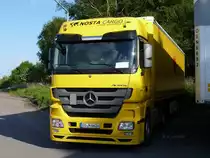 Nosta Cargo Logistik International ein Actros 1844 LH Typ MP3 in Herten 13.05.2012

