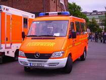 Fahrzeug 22/14-1 der elmshorner Feuerwehr. Es ist ein MZF.