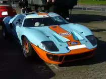 Ford GT 40. 1964 - 1968. Von diesem Gran-Turismo Sportwagen wurden insgesamt 134 Einheiten produziert. Man konnte zwischen verschiedenen V8-Motoren w�hlen. Ratingen Classic am 13.05.2012.