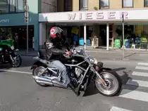 HARLEY-DAVIDSON nimmt bei der Charity-Tour2011 teil; 110811