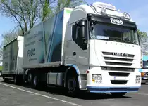 8.5.12 / IVECO - Stralis 420 hier als H�ngerzug f�r FeBa -Fenster ...