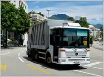 M-B Econic M�hlentsorgungsfahrzeug fotografiert in Locarno am 23.05.2012.