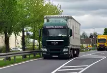 MAN EEV Pritschenauflieger  Martin B�nten  in Euskirchen - 03.05.2012