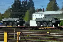 2 Transportpanzer (TP 1) auf Tiefladern der Bahn in Freilassing - 25.04.2012