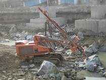 TAMROCK  ROCK PILOT 800  bei der Arbeit (Indien 2012)