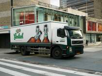 Volvo FM9 260 `Grolsch Bier` Kruiskade Rotterdam 07/12/2011.