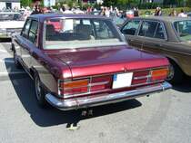 Heckansicht einer Fiat 130 Limousine. 1968 - 1977. Oldtimertreffen beim TV Wuppertal am 10.06.2012.