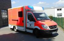 RTW der Rettungswache Nettetal Der RTW steht Rettungswache Nettetal-Kaldenkirchnen und ist eine Blaulicht Aufnahme,und ist am 28,05.2012 Aufgenommen worden