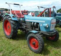 Eicher steht bei der Oldtimerausstellung in Ebersburg, Juni 2012

