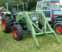 Fendt Farmer 105 S, gesehen bei der Oldtimerausstellung in Ebersburg, Juni 2012 