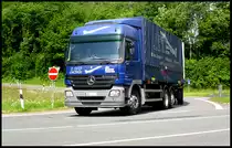 Juni 2012 / Mercedes Actros Planen-Pritschenwagen von J.E.T. Logistic unterwegs im M�rkischen Kreis...