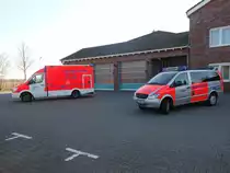 
RTW und NEF der Rettungswache Willich das ich am 26.3 in Willich aufgenommen habe