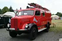 Am Wochenende des 16/17. Juni 2012 feierte die Freiwillige Feuerwehr Kronach ihr 150 j�hriges Bestehen. Zu diesem Anlass veranstaltete die Feuerwehr eine Ausstellung mit alten Feuerwehr Fahrzeugen. Das Bild zeigt ein LF 16 TS auf Mercedes Benz Langschnautzer mit Metz Aufbau Ausf�hrung Bayern der FF Pfreimd aus dem Jahre 1959.