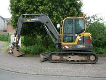 Volvo ECR 88 abgestellt in 36100 Petersberg-Marbach am 31.05.08