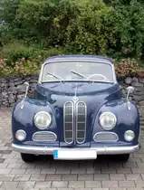 Ein alter BMW V8 Oldtimer in Zeulenroda vom BMW V8 Club. Foto 20.06.2012