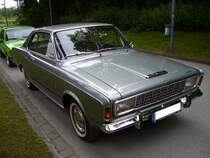 Ford Taunus P7a Coupe 20M TS. 1967 - 1968. Die P7a Baureihe wurde von August 1967 bis Juli 1968 produziert. Nach nur 155.780 Autos wurde der P7a durch den P7b abgelst. Beim 20M TS standen  zwei 6-Zylinderreihenmotor zur Auswahl. 1.) 1.998 cm mit 90 PS oder 2.293 cm mit 108 PS. Oldtimertreffen Kokerei Zollverein am 01.07.2012.