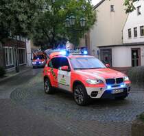 	
Notarzteinsatzfahrzeug (NEF) der Freiwilligen Feuerwehr Kempen, Rettungswache Kempen.

Technische Daten:

BMW X5 Drive 30d
Ausbau durch die Firma GSF
Automatikgetriebe

	
Rettungswagen (RTW) der Freiwilligen Feuerwehr Kempen.

Technische Daten:

Mercedes-Benz Sprinter 518 CDi
Ausbau durch die Firma GSF
Automatikgetriebe

Beide Fahrzeuge sind am 22.7.11 in Grefrath aufgenommen worden