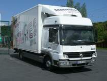 Am 02.Juli 2012 brachte Dieser Mercedes Nachschub in den Baumarkt von Bergen/Rgen.