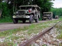 DODGE WC52-Truck´s erreichen das WK II-Camp in Ampflwang;120623