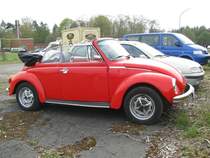 Cabrio VW 1303  Kfer  aus der Hansestadt Lbeck beim Oldtimer-Treffen in Lbeck-Blankensee, Lbeck [30.04.2012]