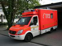 	
Rettungswagen (RTW) des Kreises Viersen, auf Basis eines Mercedes Benz 518 CDi Sprinter und dem medizinischen Kofferauf- und Ausbau durch die Firma Fahrtec.

DER RTW ist am 30.9.11 in Schwalmtal aufgenommen worden