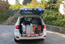 Notarzteinsatzfahrzeug (NEF) des Rettungsdienstes der Stadt Nettetal.

Am 30.9.11 habe ich das NEF in Nettetal bei der Rettungswache aufgenommen