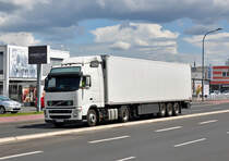 Volvo FH 440 aus Ruland in Euskirchen - 15.05.2012