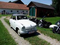 LLOYD-600 am Weg zur Oldtimerveranstaltung nach Polling; 120626