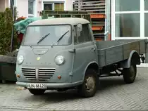 Goliath express 1100 der Schreinerei DIETZ steht vor dem Betriebsgeb�ude in 36088 H�nfeld, Juni 2012